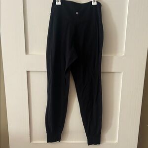 Lululemon Women’s size 2 Black Joggers